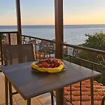 度假居 Step To Paradise In Pelion