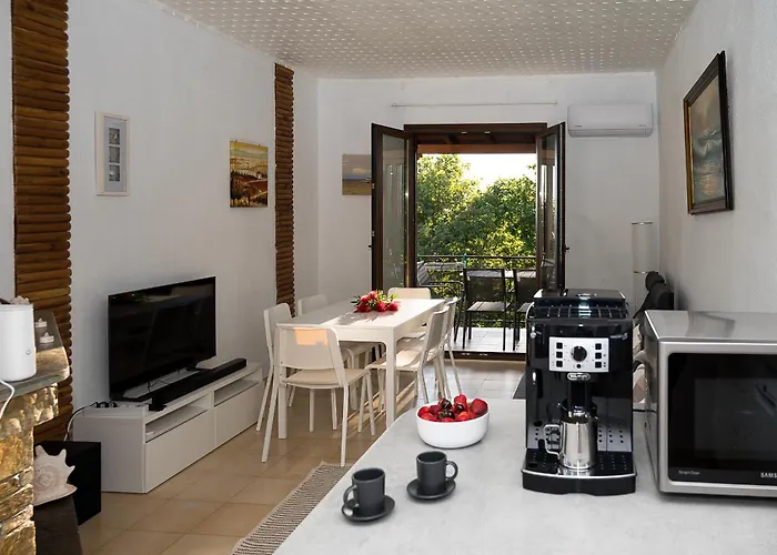 Step To Paradise In Pelion *