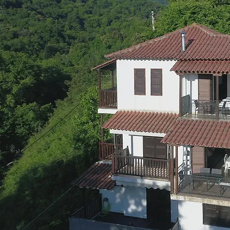 Step To Paradise In Pelion *